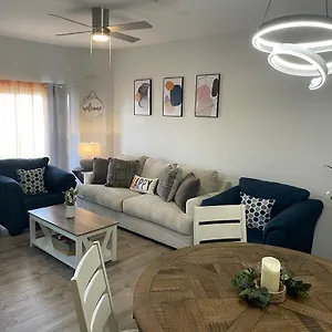 https://cozy-stylish-townhome.davenporthotels.org