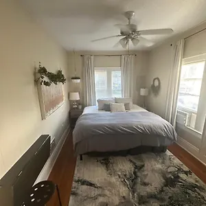https://beautiful-private-room-with-king-size-bed-in-downtown.davenporthotels.org